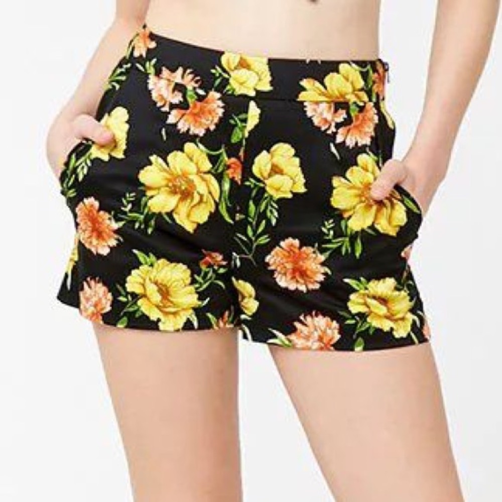 Floral Shorts from Forever 21 Contemporary 🌼